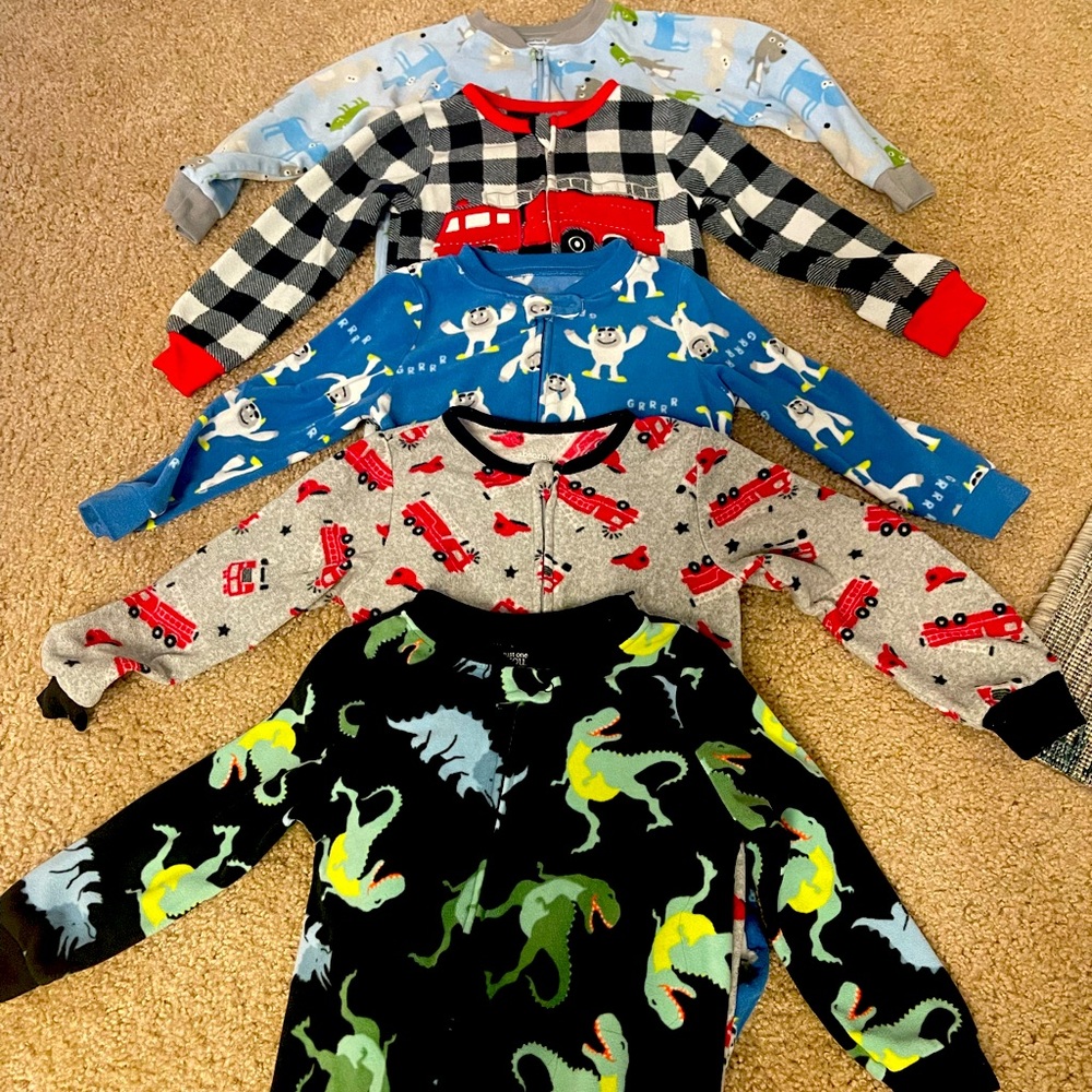 5 Footie Winter Pajamas size 3T